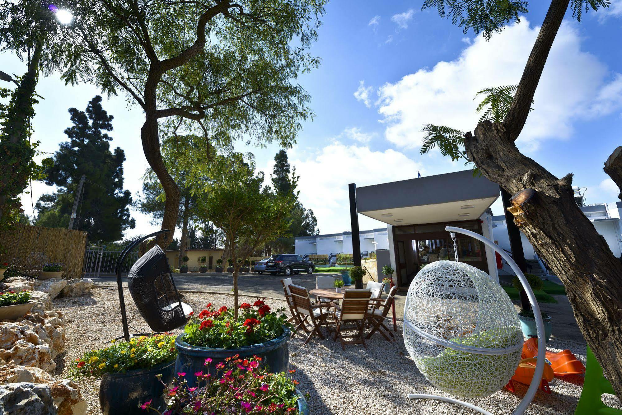 EretZefat Hotel Safad Eksteriør billede